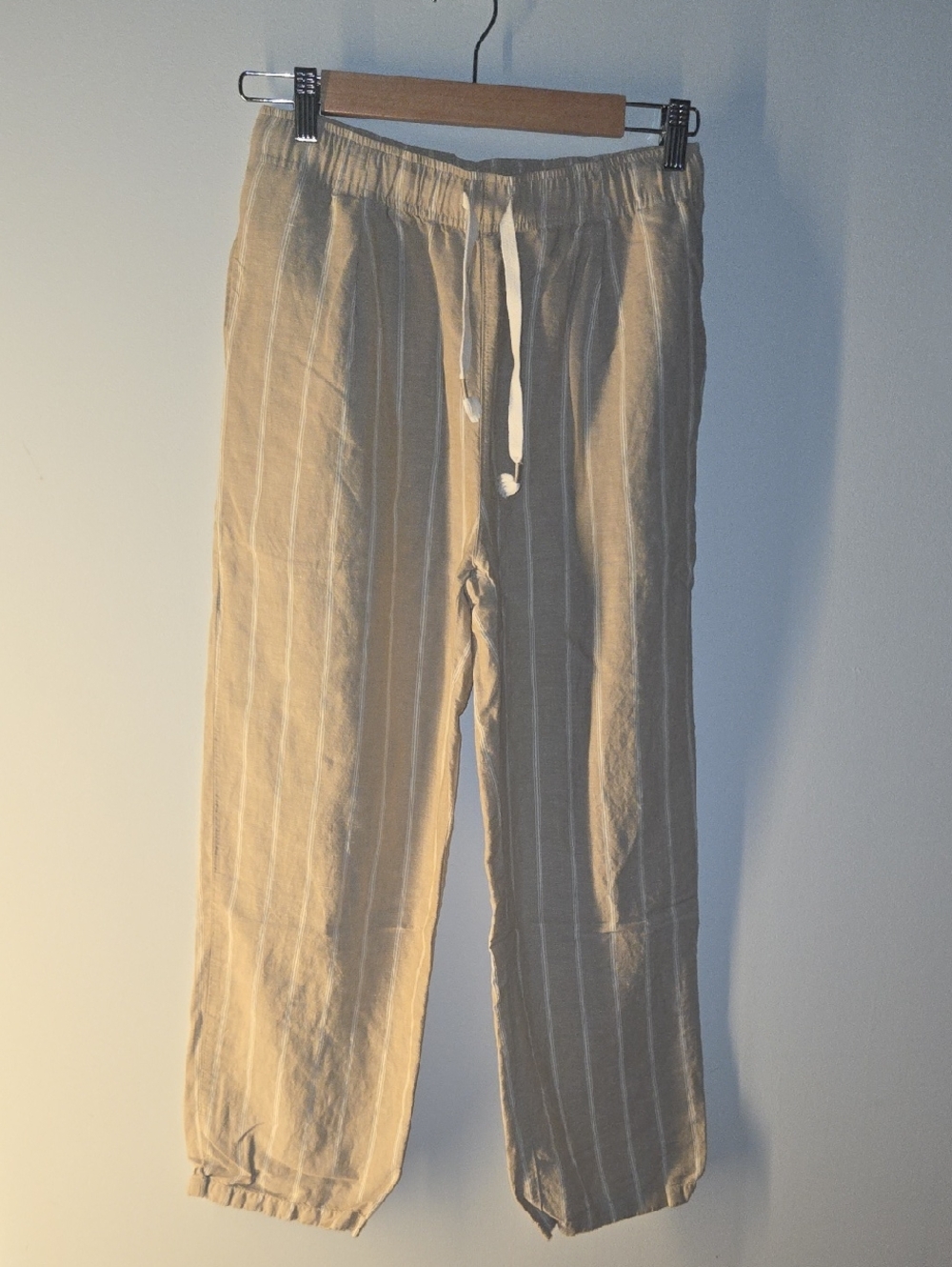 Uniqlo Women's Beige Striped Drawstring Linen-Blend Pants